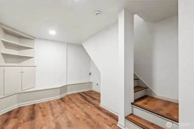 Bonus space on lower level