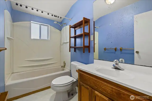 Main floor bath
