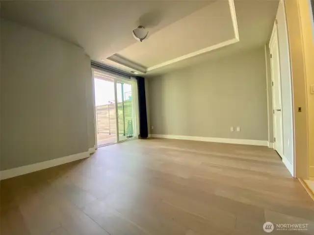 Primary suite with full bath and walk-in closet!