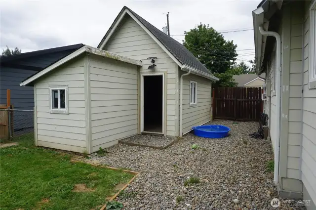 Detached Garage Back Entrance