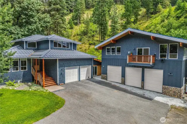 Incredible Leavenworth retreat, with a spectacular 6-car garage and living quarters above.