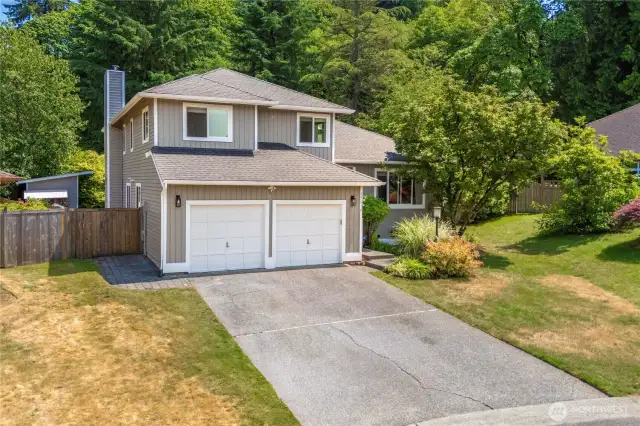Charming Front Yard Showcasing Excellent Curb Appeal!