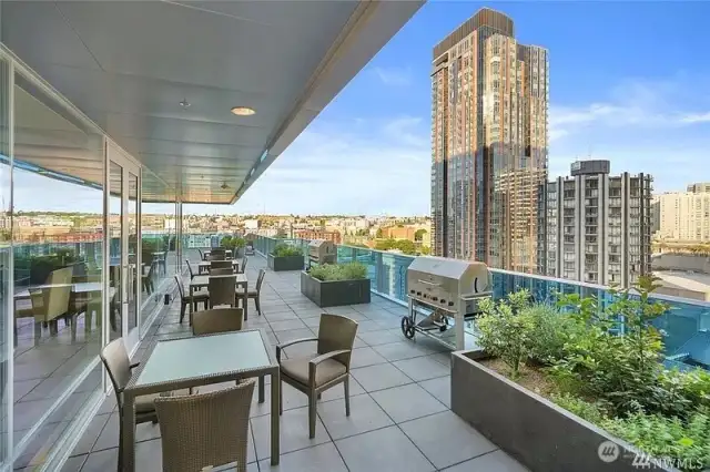 18th floor private owners lounge