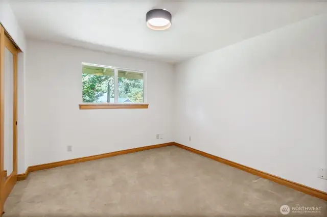 Bedroom/Office