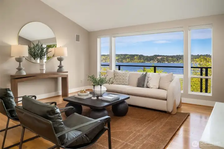 Spell-binding views of the Cascade Mountains and Lake Washington.