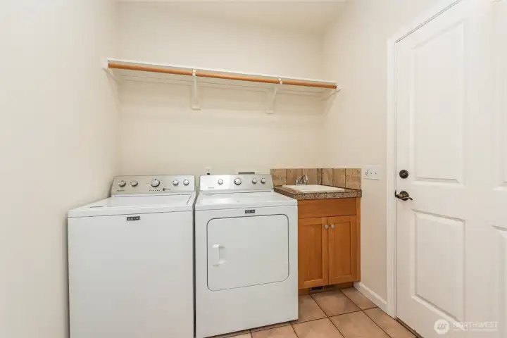 Laundry - Between Garage & Kitchen