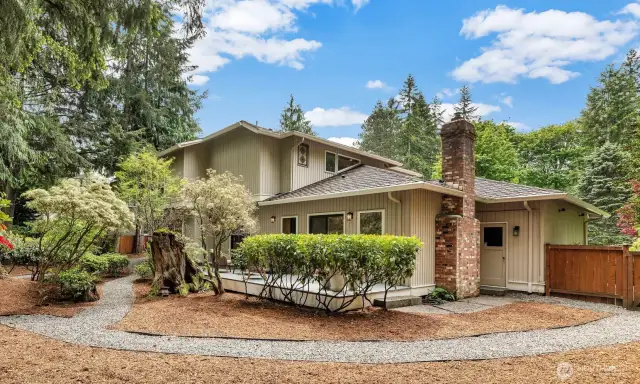 Truly the best the NW has to offer in a wooded setting