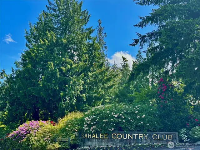 Sahalee Golf and Country club is in the neighborhood - golf, social and dining memberships available - not included with home ownership