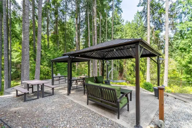 covered outdoor living area with view of Blue Lake