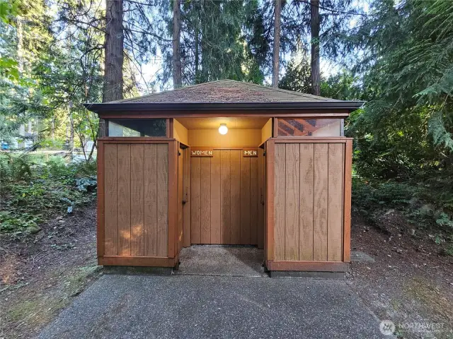 Cul De Sac Bathrooms