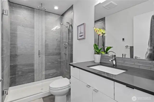 3/4 en-suite bath with heated floors - a very nice touch on a wintery morning!