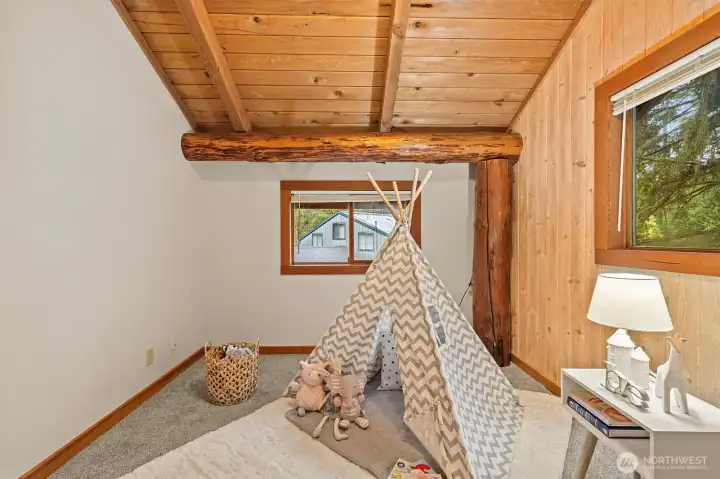 2nd Bedroom.