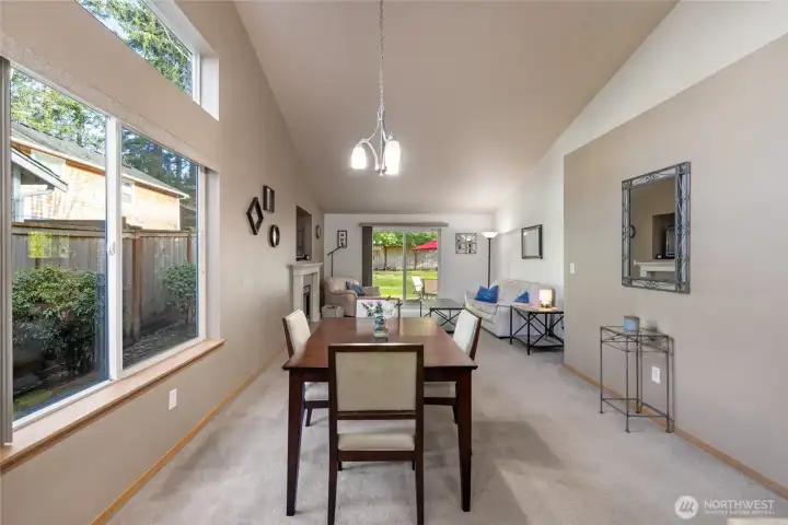 This home is ready to move in!