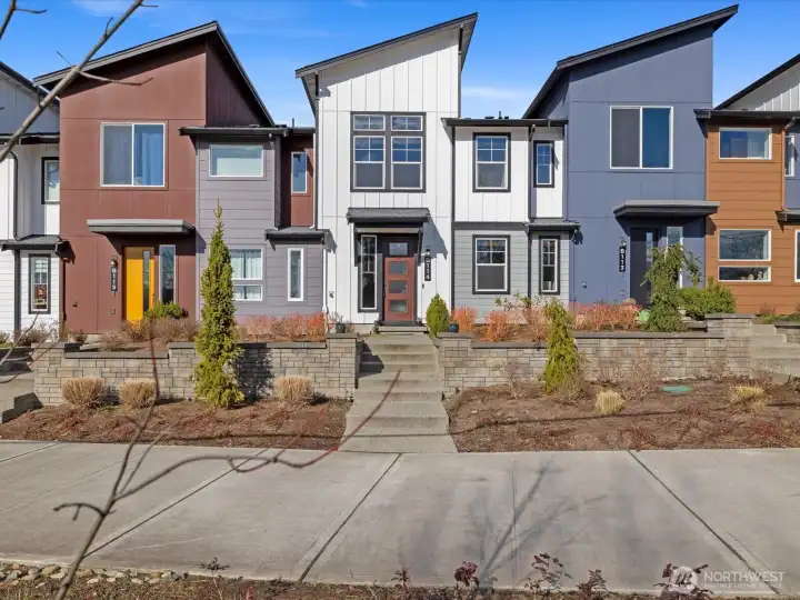 Contemporary stylish design in this Marysville/Lake Stevens community.