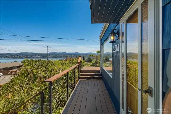 Front view deck.