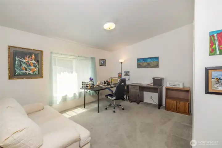 3rd bedroom currently used as an office