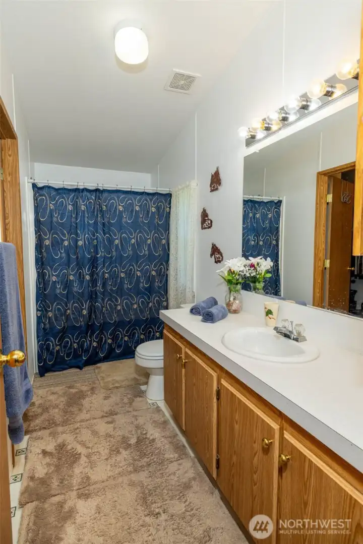 Primary bath