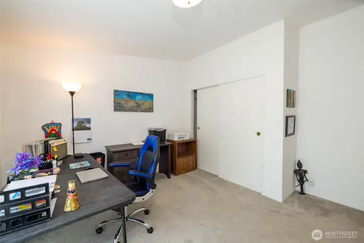 3rd bedroom currently used as office