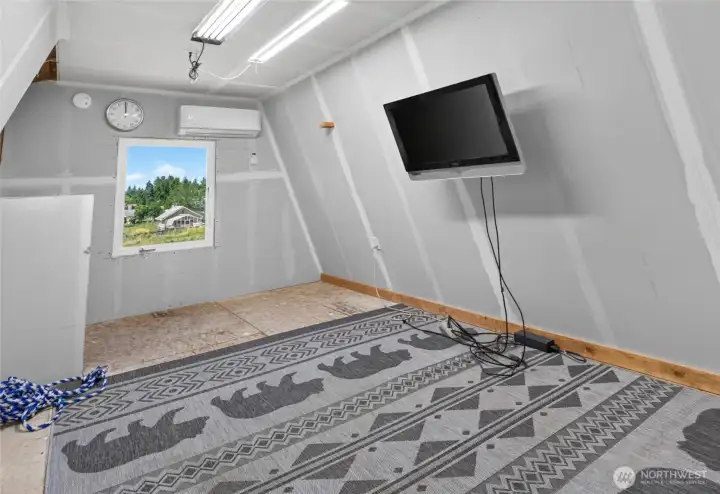 Interior Shop Loft Space Room 1