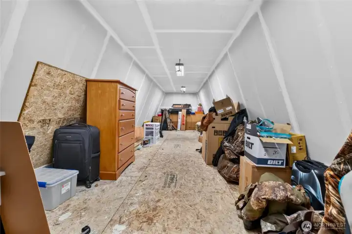 Interior Shop Loft Space Room 2