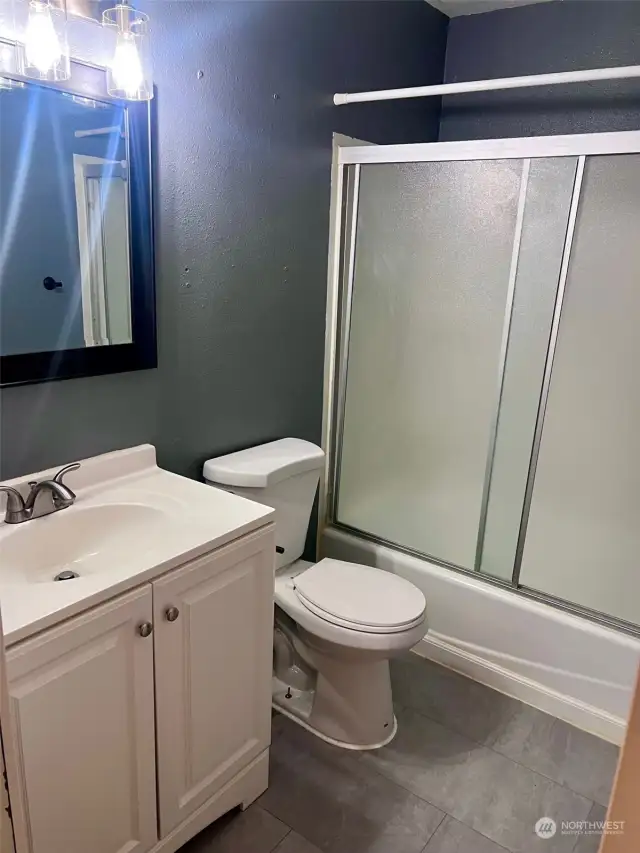 Main bathroom