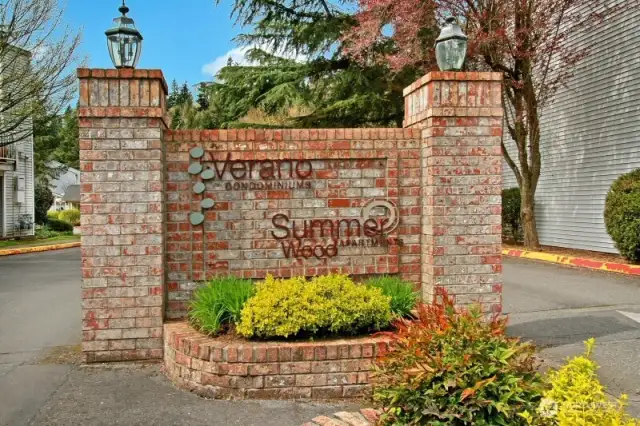 Verano offers a prime location & excellent amenities.