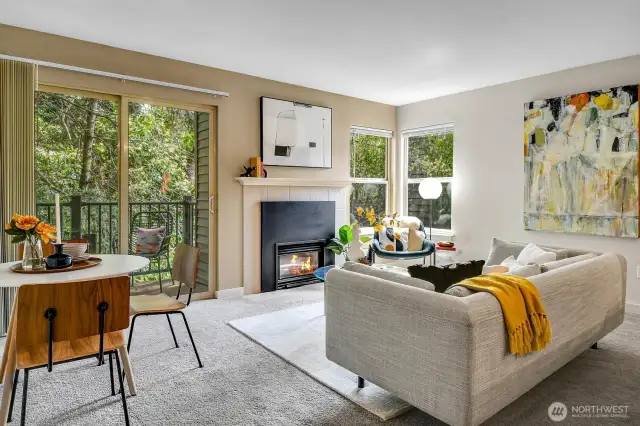 Integrated living & dining areas live large.