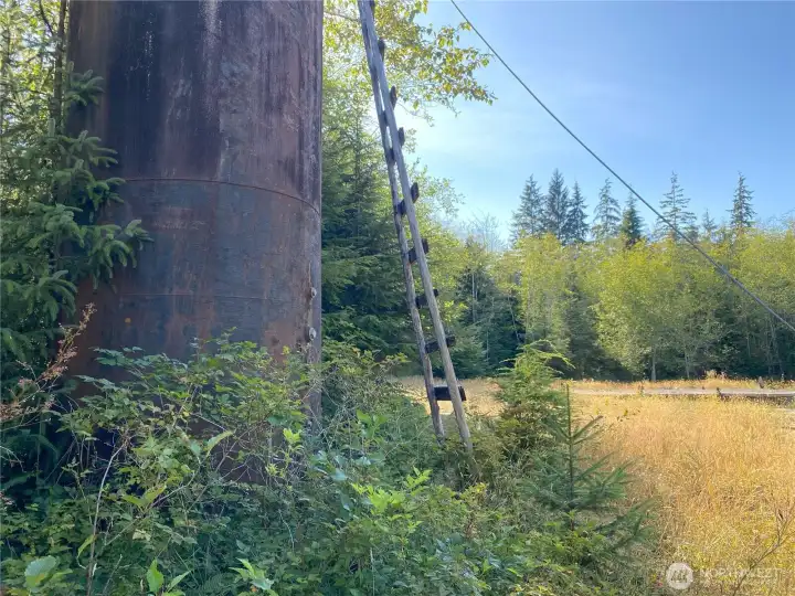 Previous structure to house water for mill