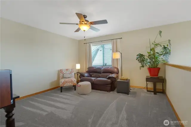 Upstairs loft area.