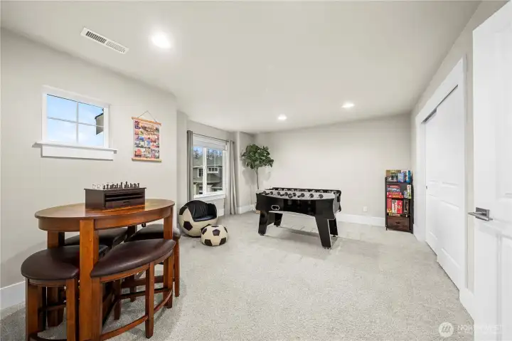 Bonus w/ Closet (Bed 5)