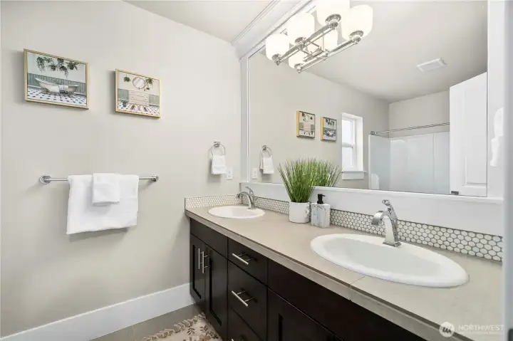 Hall Bath w/ Dual Sink