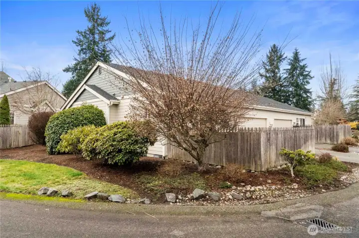 HOA maintains mature landscaping