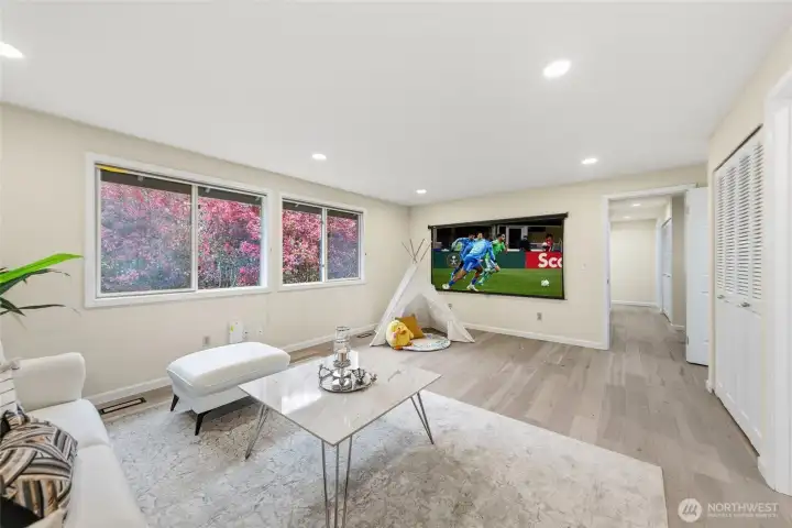 Bonus room: great for play and game day.