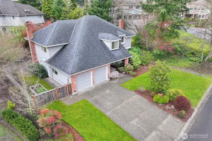 Aerial view of the front of home.