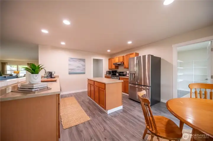 All appliances stay!!! All appliances stay!!!