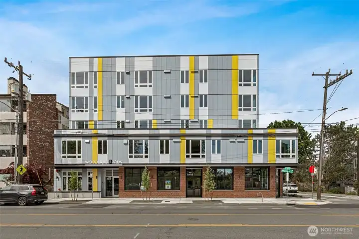 Welcome to Woodland View, stylish new construction in the heart of Phinney Ridge Welcome to Woodland View, stylish new construction in the heart of Phinney Ridge