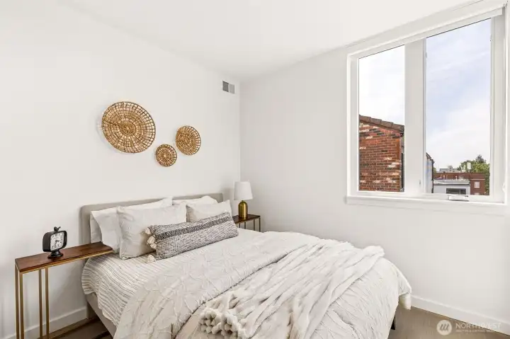 Bedroom has ample lighting ,light and bright . Bedroom has ample lighting ,light and bright .
