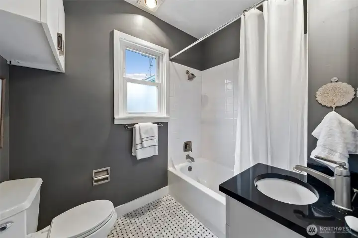 main floor full bath main floor full bath
