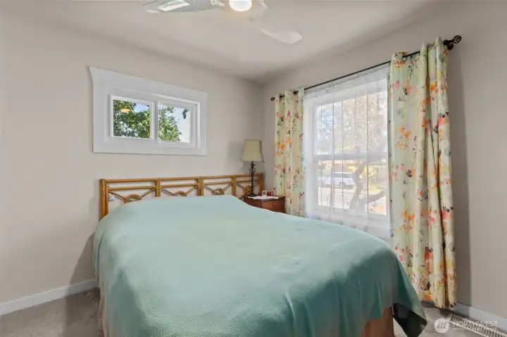 Upstairs bedroom 1