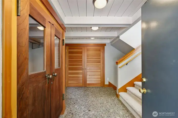 entrance as you enter the home. entrance as you enter the home.