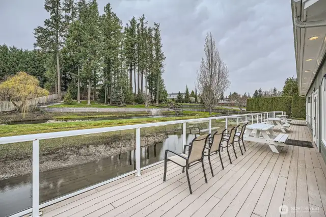 Enjoy the clubhouse's ample outdoor space with relaxing views.