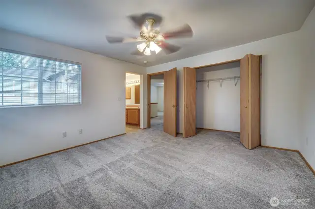 Primary bed room.
