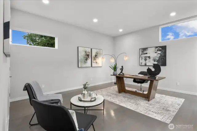 Spacious den/office/5th bedroom on main floor