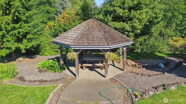 Live the Good Life here at Klahowya Park.