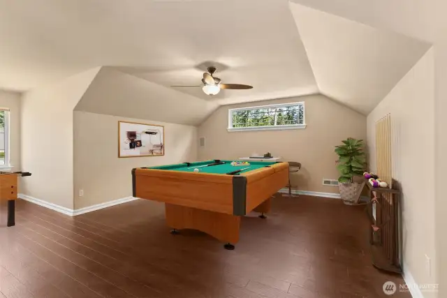 Upper level rec room