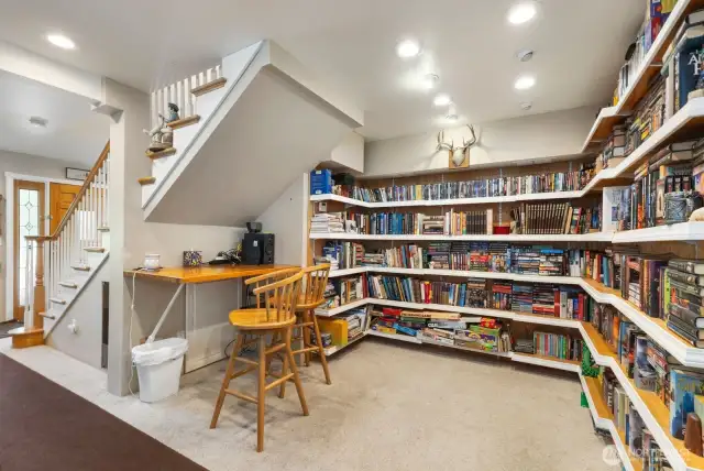 Study/Office space off of living area