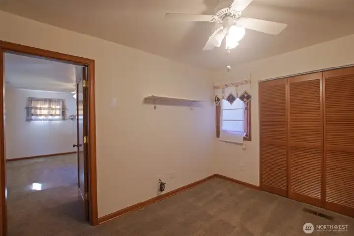 Bedroom 2 w shared bathroom 2 between