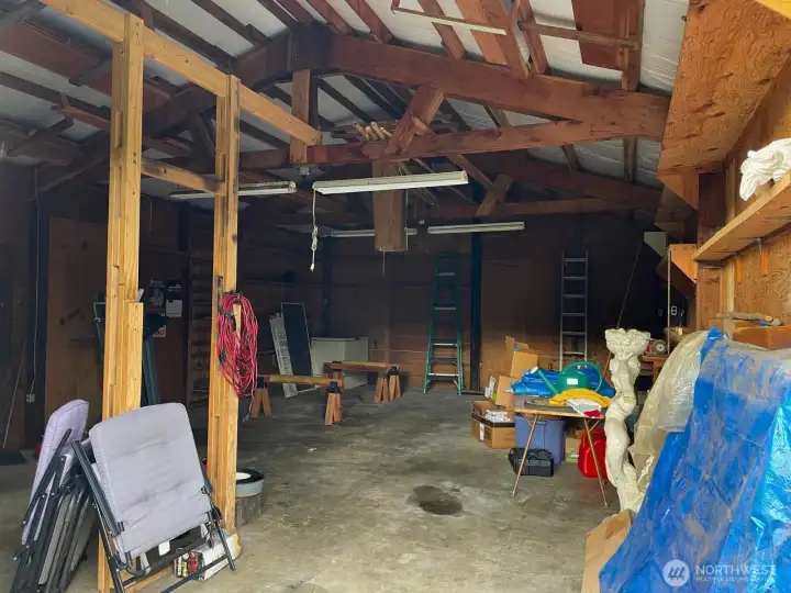 600 sqft garage