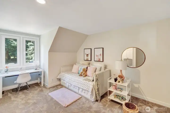 2nd bedroom on the upper floor