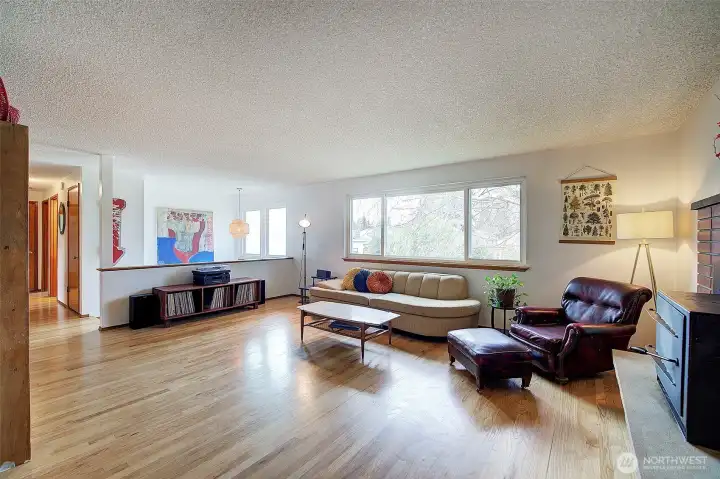 Open and bright entry area leads to this space